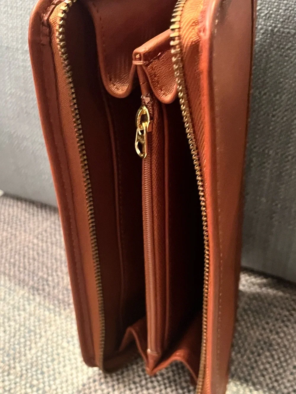 NWOT Vintage COACH British Tan Leather Wallet Pouch USA with Booklet:  RARE!!